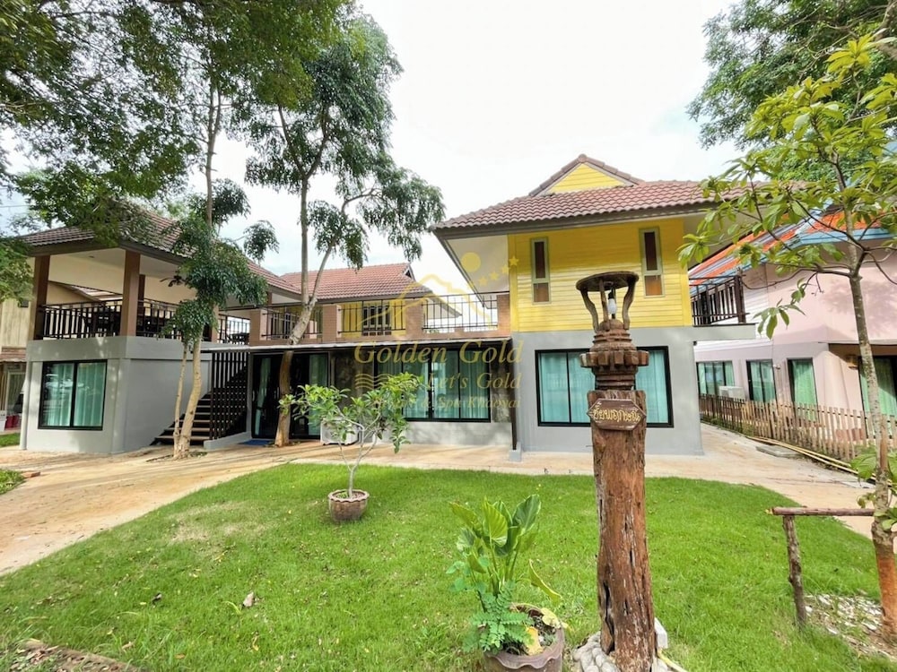 Deluxe Villa