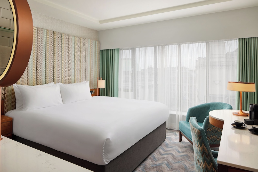 Superior Room, 1 Queen Bed
