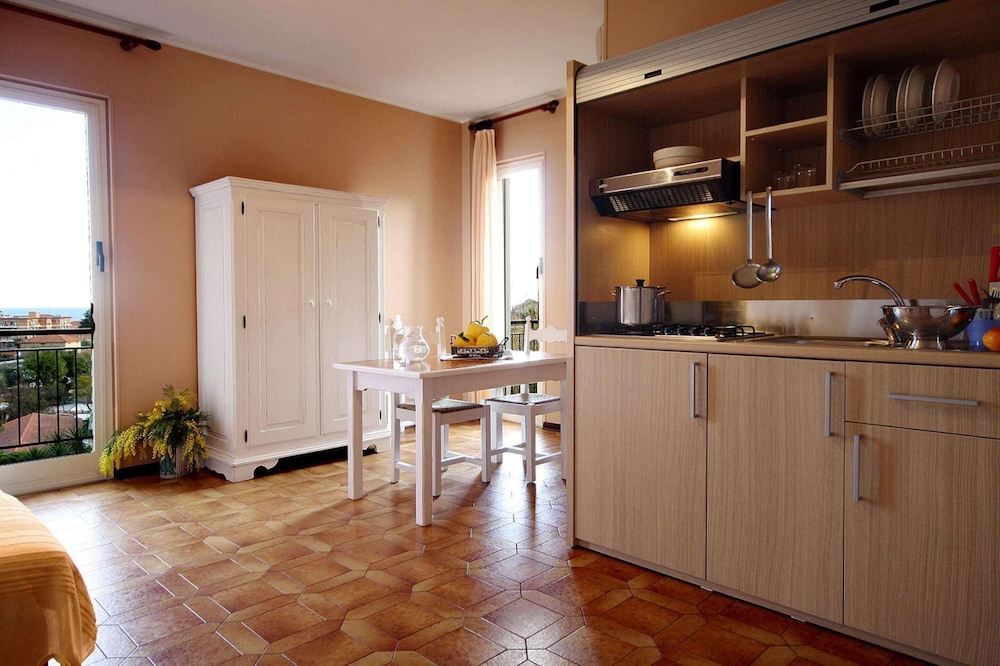Comfort Apartment, 2 Bedrooms photo 2