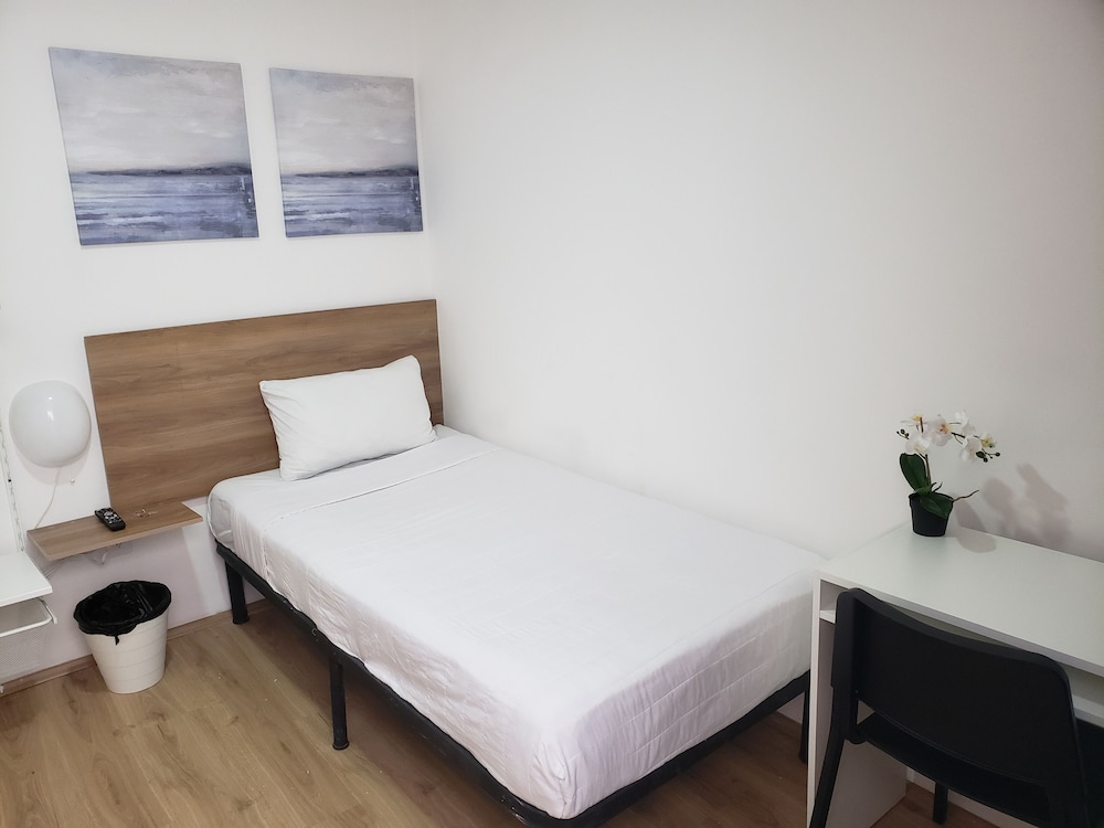 Basic Single Room, Shared Bathroom