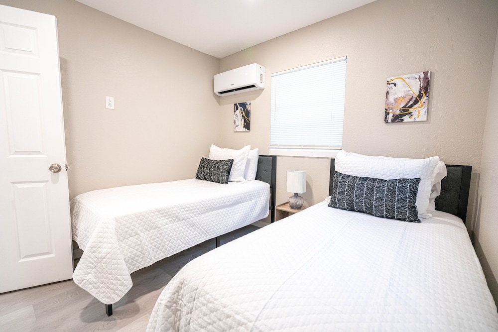 Classic Apartment - Photo 13