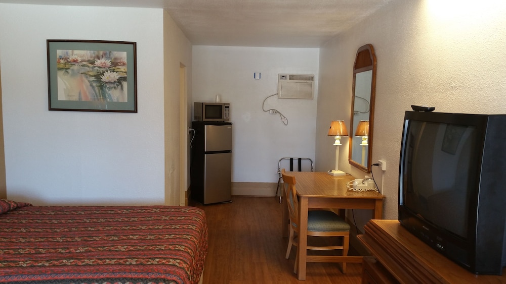 Comfort Room, 2 Queen Beds photo 3