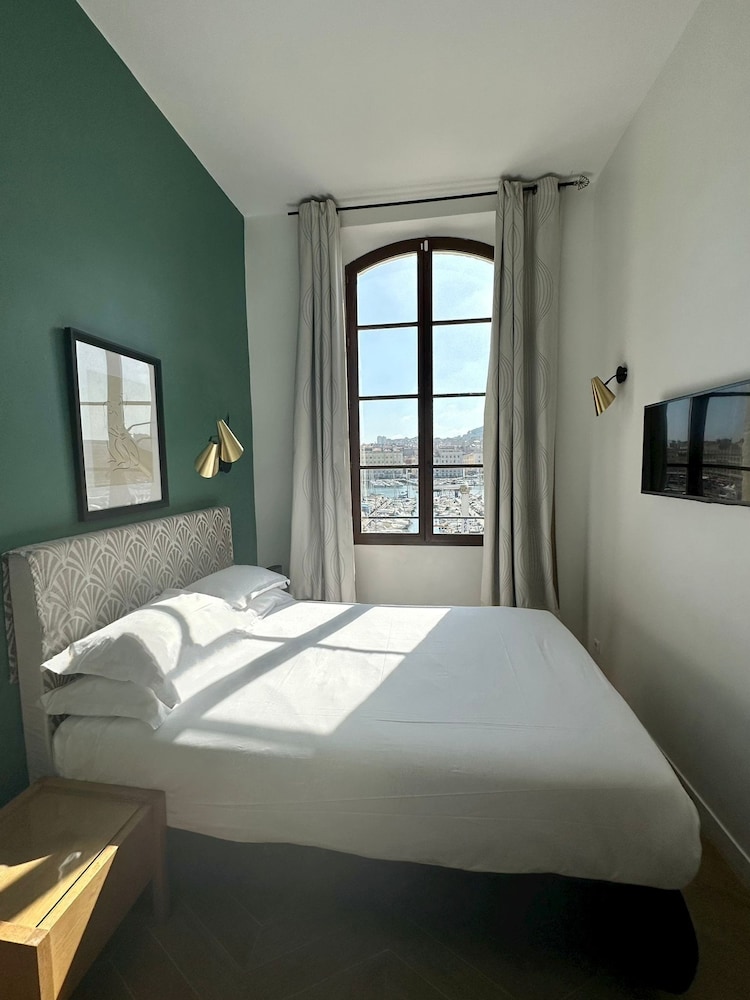 Standard Double Room, Sea View - Photo 18