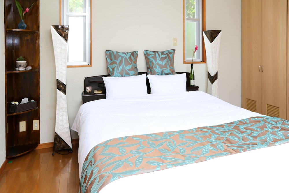 Villa photo 2