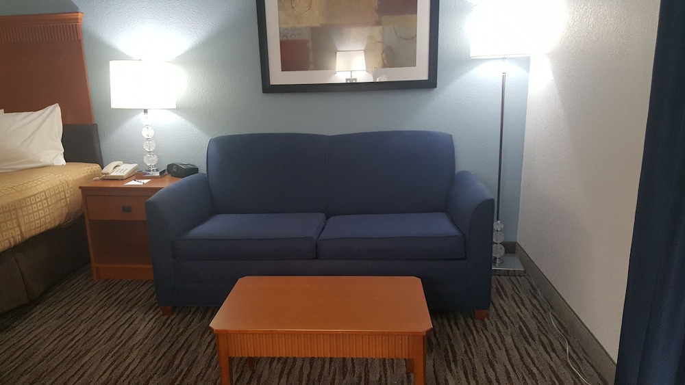Standard Room, 2 Double Beds - Photo 1