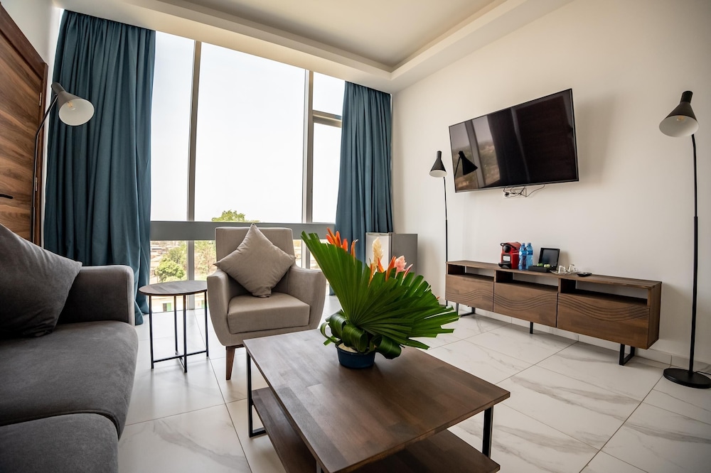 Executive Suite photo 3