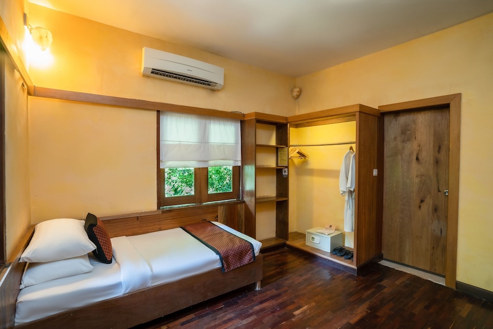 Private Wooden Cottage