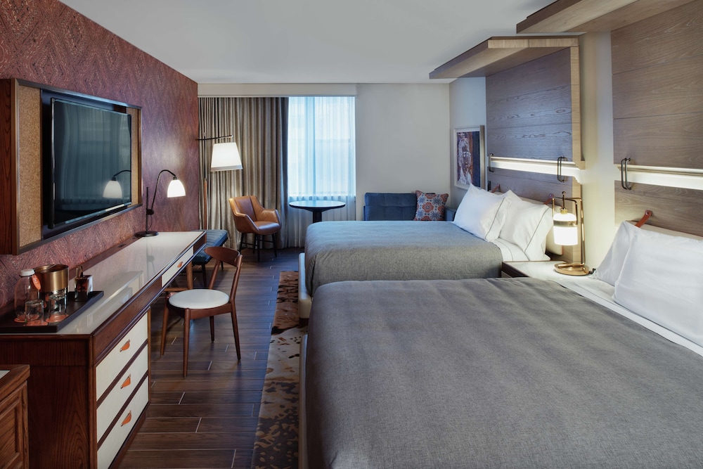 Deluxe Room, 2 Queen Beds, Accessible - Photo 2