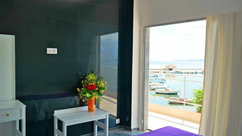 Standard Double Room, Sea View photo 2