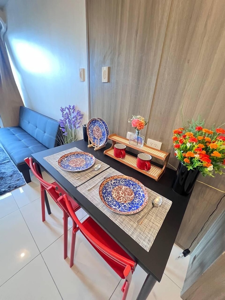 Comfort Condo, 1 Bedroom, Balcony, City View photo 3