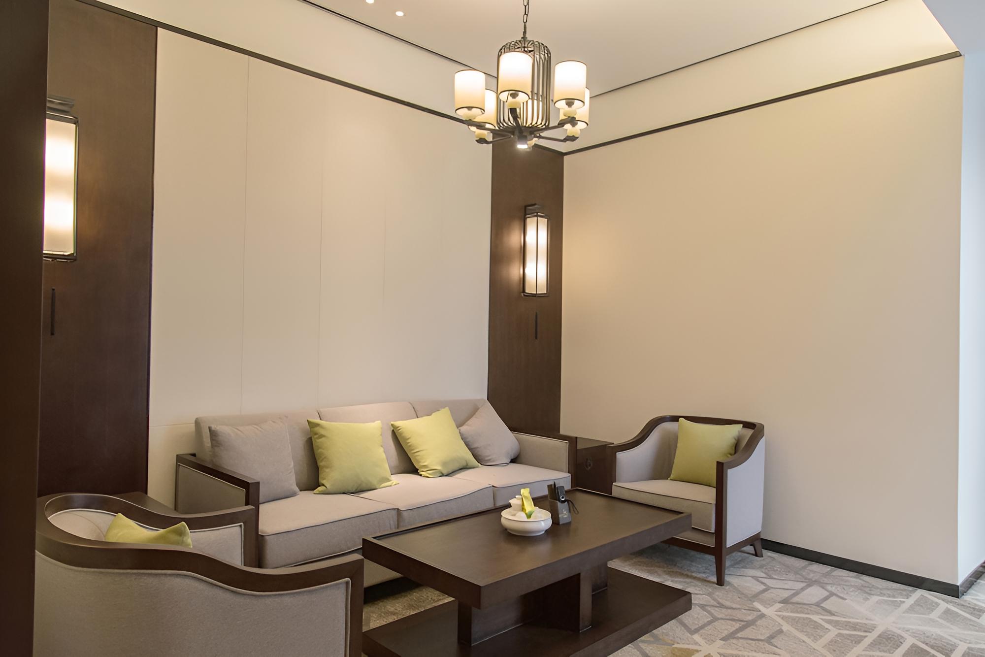 Deluxe Suite photo 2