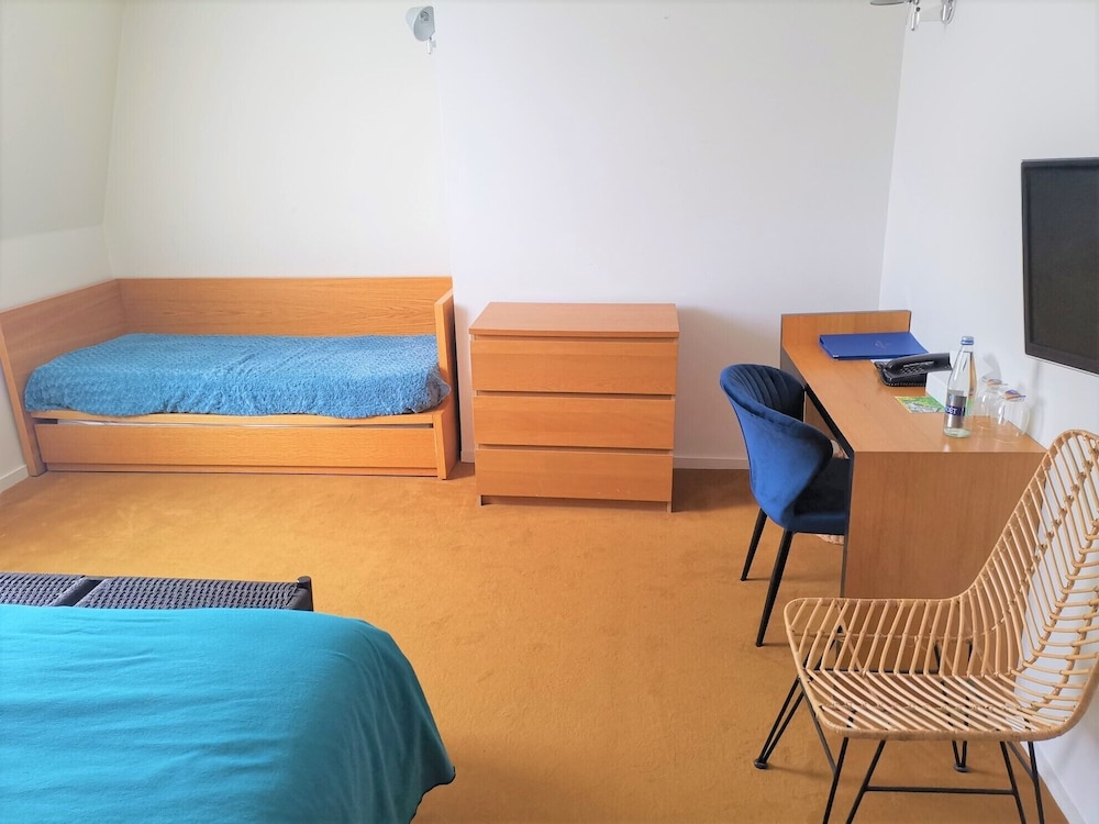 Family Quadruple Room photo 2