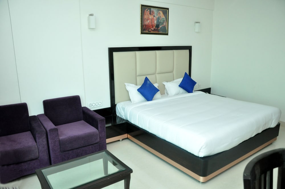 Deluxe Double Room Single Use, 1 Bedroom photo 1