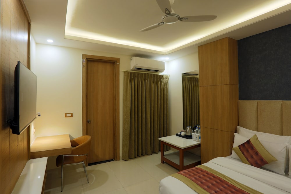 Standard Double Room - Photo 5