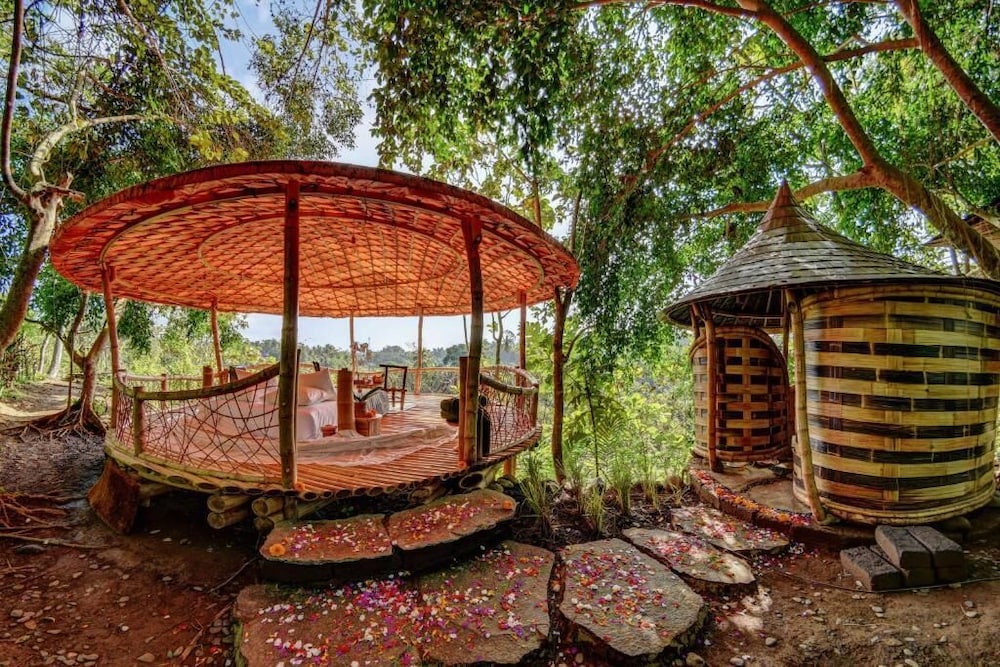 Tent 2 - Photo 10