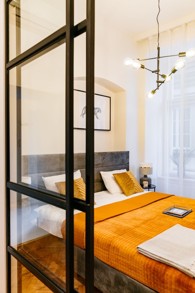 City Apartment photo 1