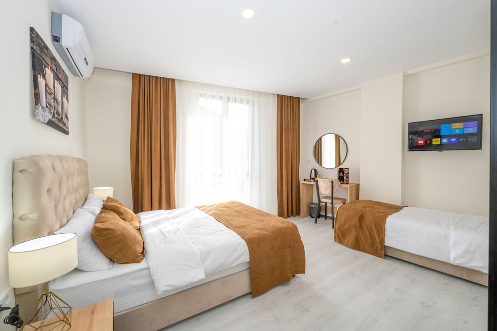 Deluxe Triple Room photo 1
