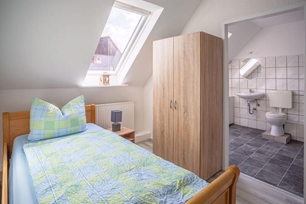 Triple Room photo 2