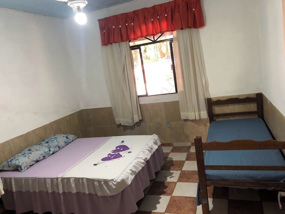 Basic Triple Room photo 1