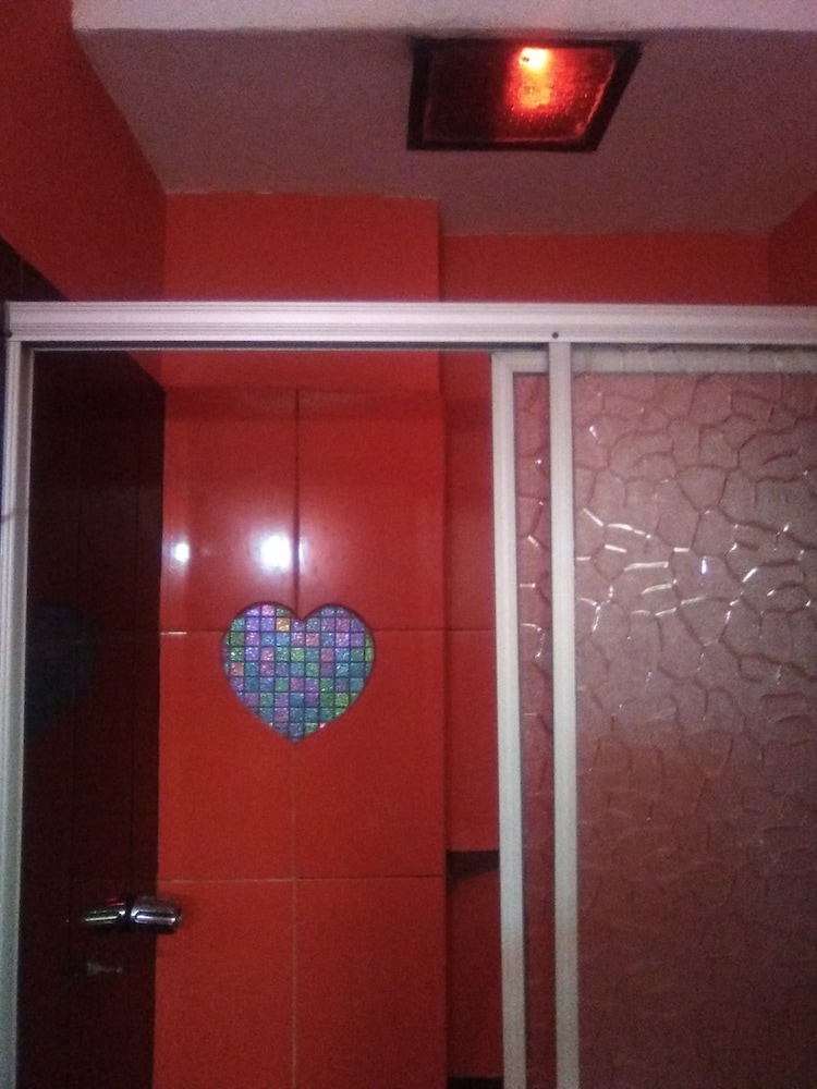 Triple Room (with Fan) photo 2