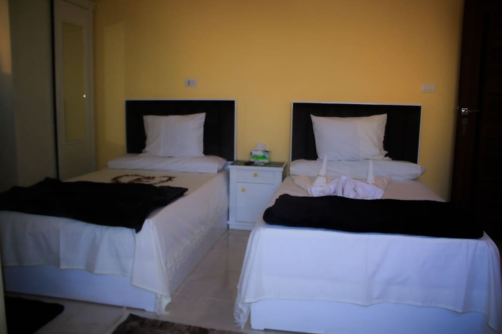 Panoramic Twin Room,1 Bedroom,King View photo 2