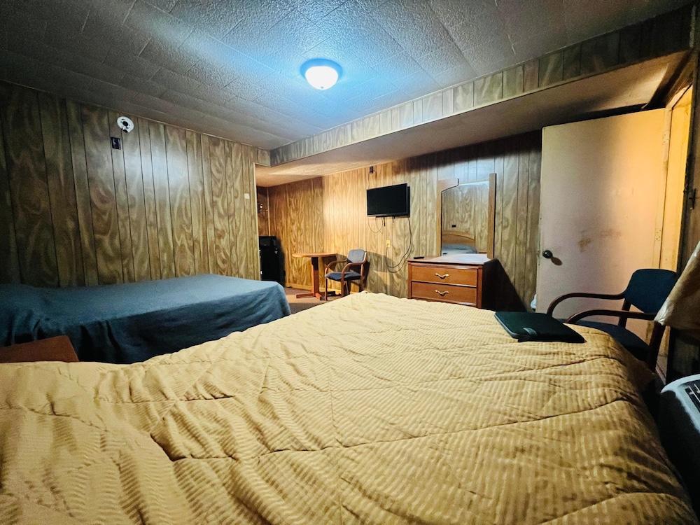 2 Queen Beds Non-Smoking