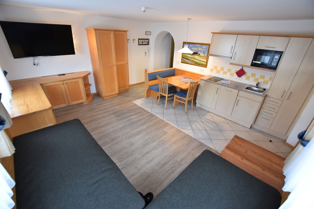 Grand Apartment photo 2