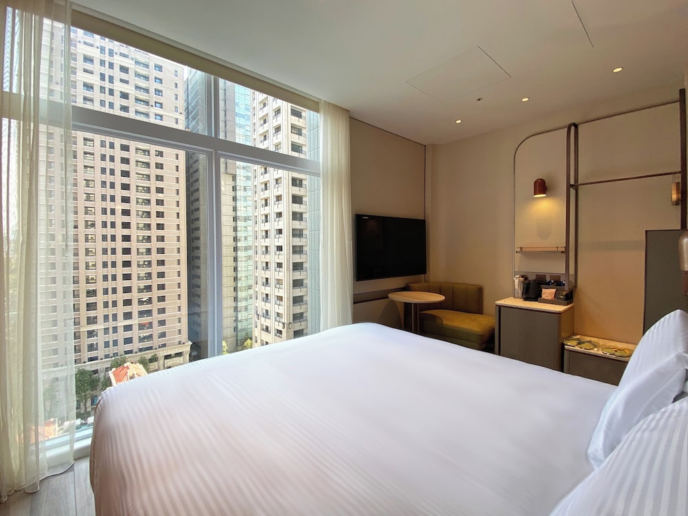 Standard Room-Deluxe Floor