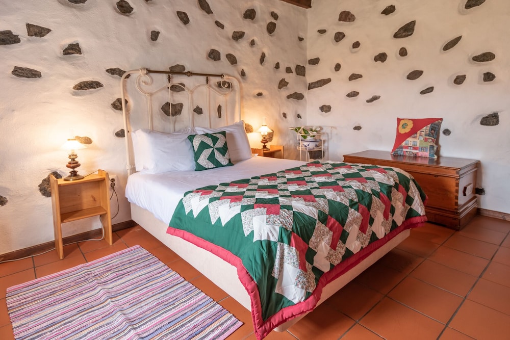 Traditional House, 2 Bedrooms, Non Smoking, Private Bathroom photo 1