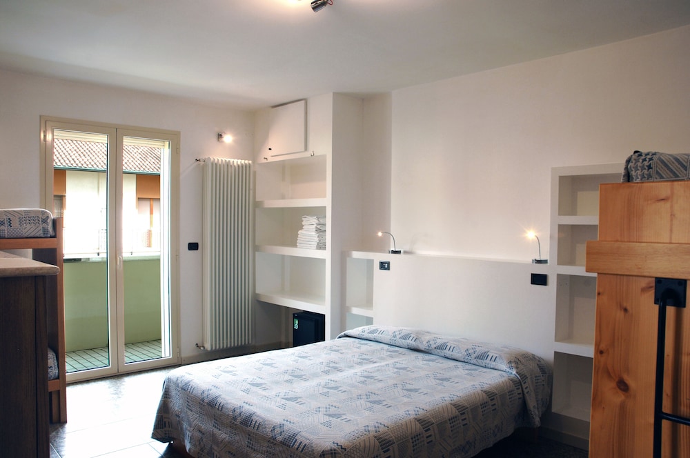 Standard Quadruple Room - Photo 1