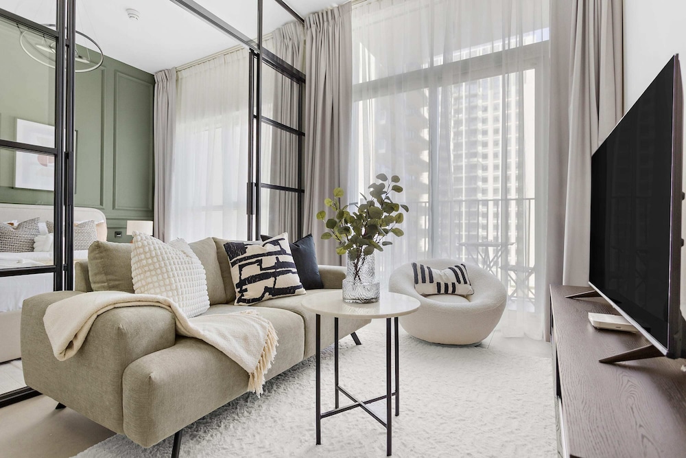 Design Apartment, 1 Bedroom, Balcony, City View photo 1