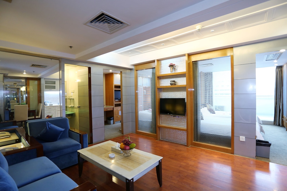 Two-Bedroom Suite photo 3