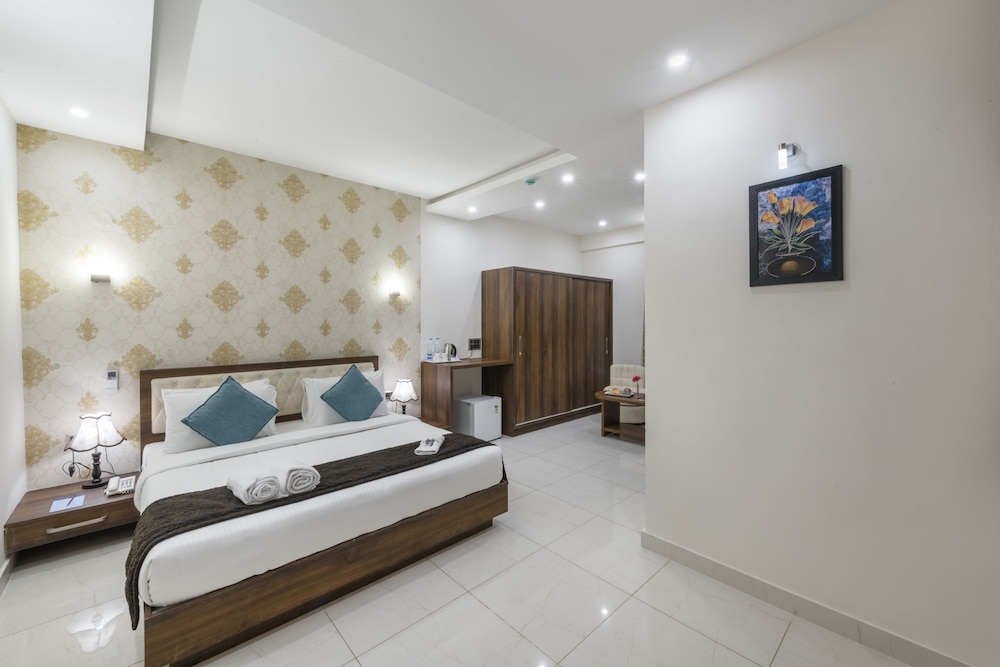 Luxury Room
