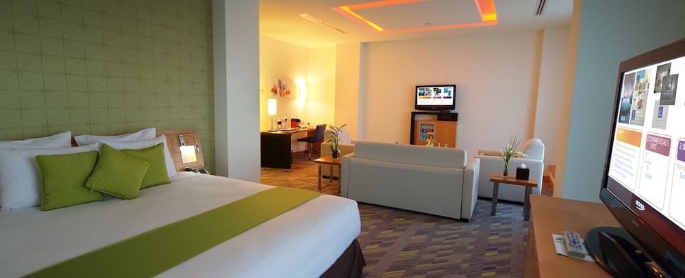 Superior Suite, 1 Double Bed with Sofa bed photo 2
