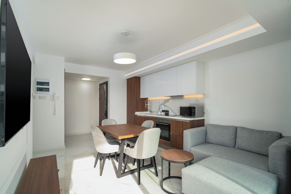 Deluxe Apartment