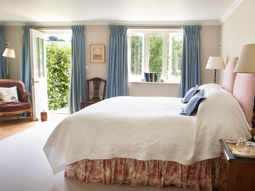 Superior Double Room, Accessible, Ensuite (Blue Room) photo 1