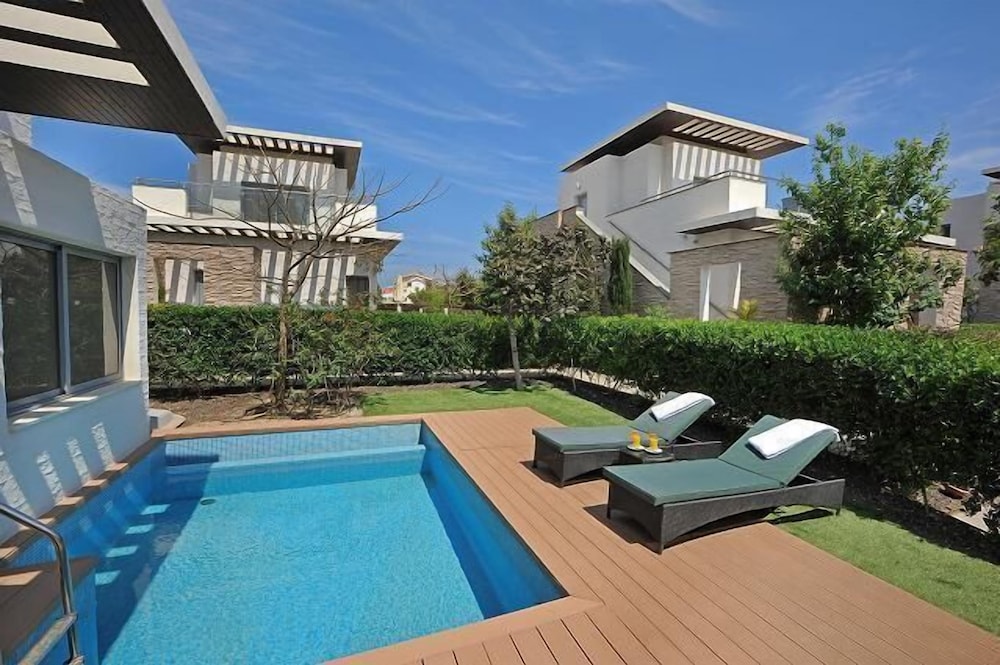 Villa, 1 Bedroom, Jetted Tub, Poolside - Photo 10