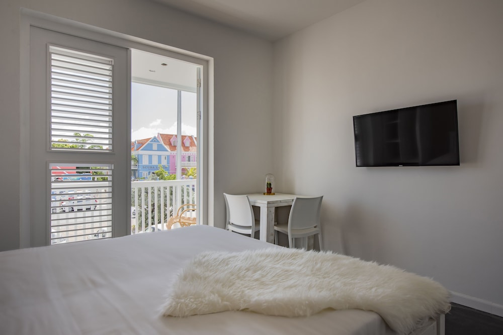 Comfort Room, Balcony photo 3
