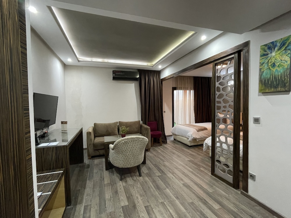 Double Or Twin Room photo 3