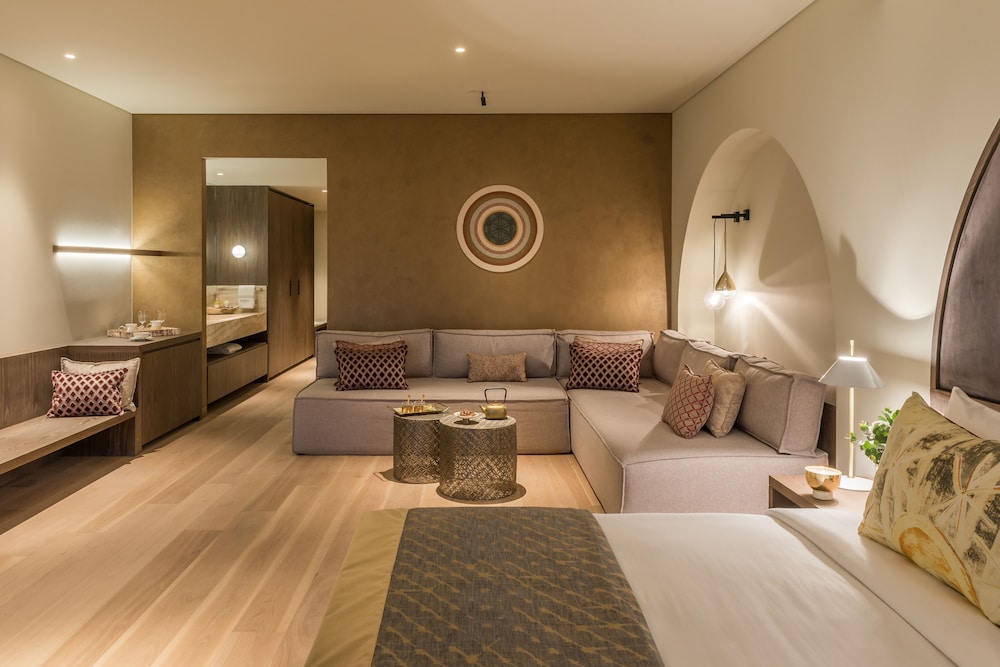 Junior Suite (Executive)