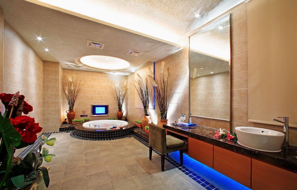 Superior Double Room (No KTV) photo 3