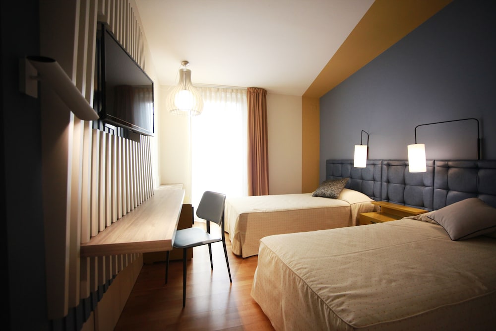 Comfort Double Room Single Use, 1 Double Bed, Private Bathroom photo 1