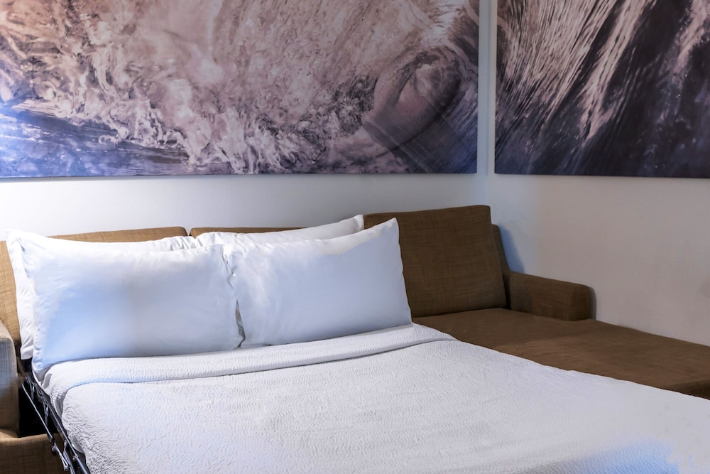 Studio Suite, 1 Double Bed (Hearing Accessible) - Photo 3
