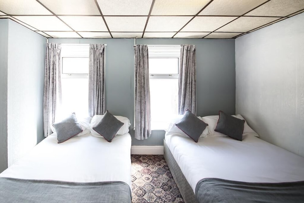 Family Quadruple Room