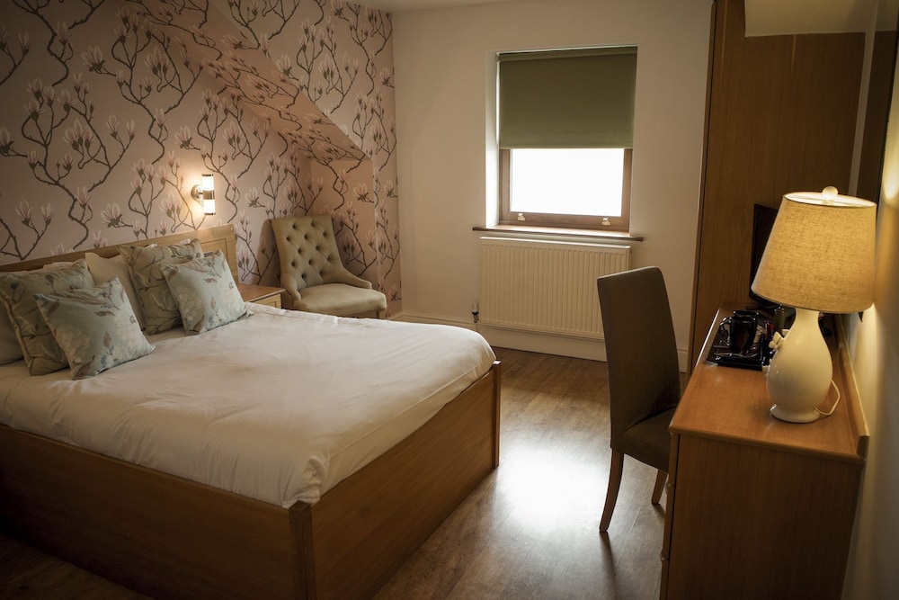 Signature Double Room, Ensuite, River View photo 1