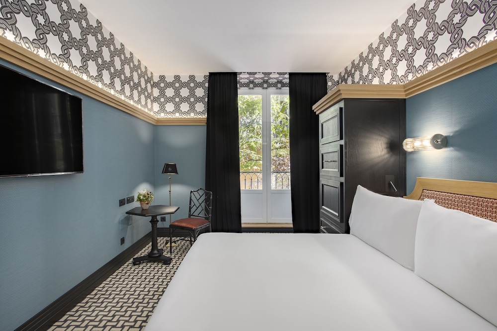 Superior Room - Photo 9