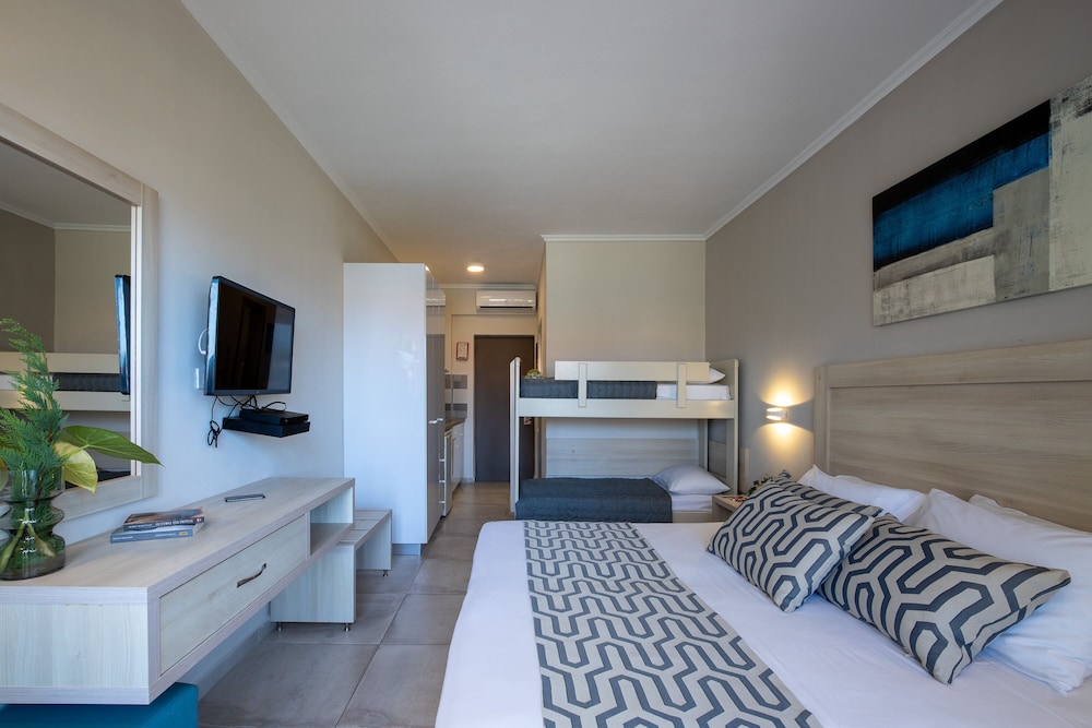 Family Studio (Bunk Beds)