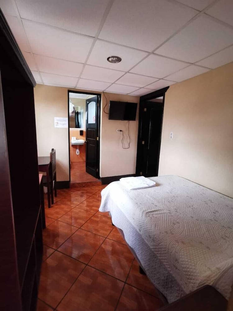 Deluxe Room, 1 Double Bed photo 3