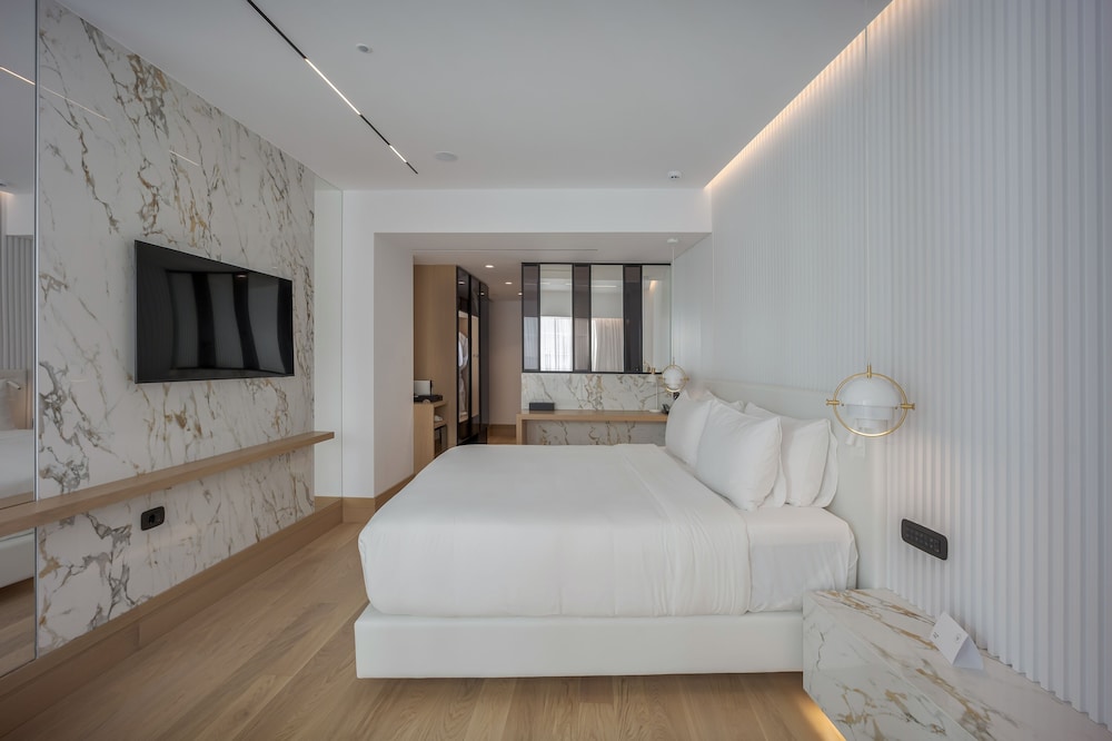 Junior Suite - Photo 9