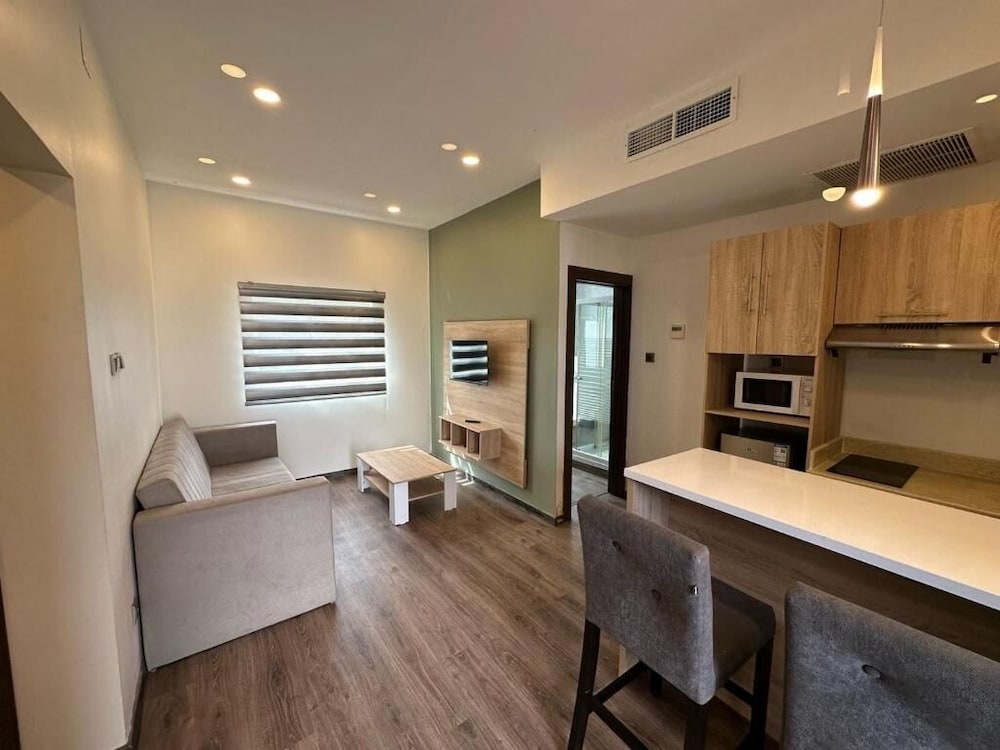 Family Apartment photo 2